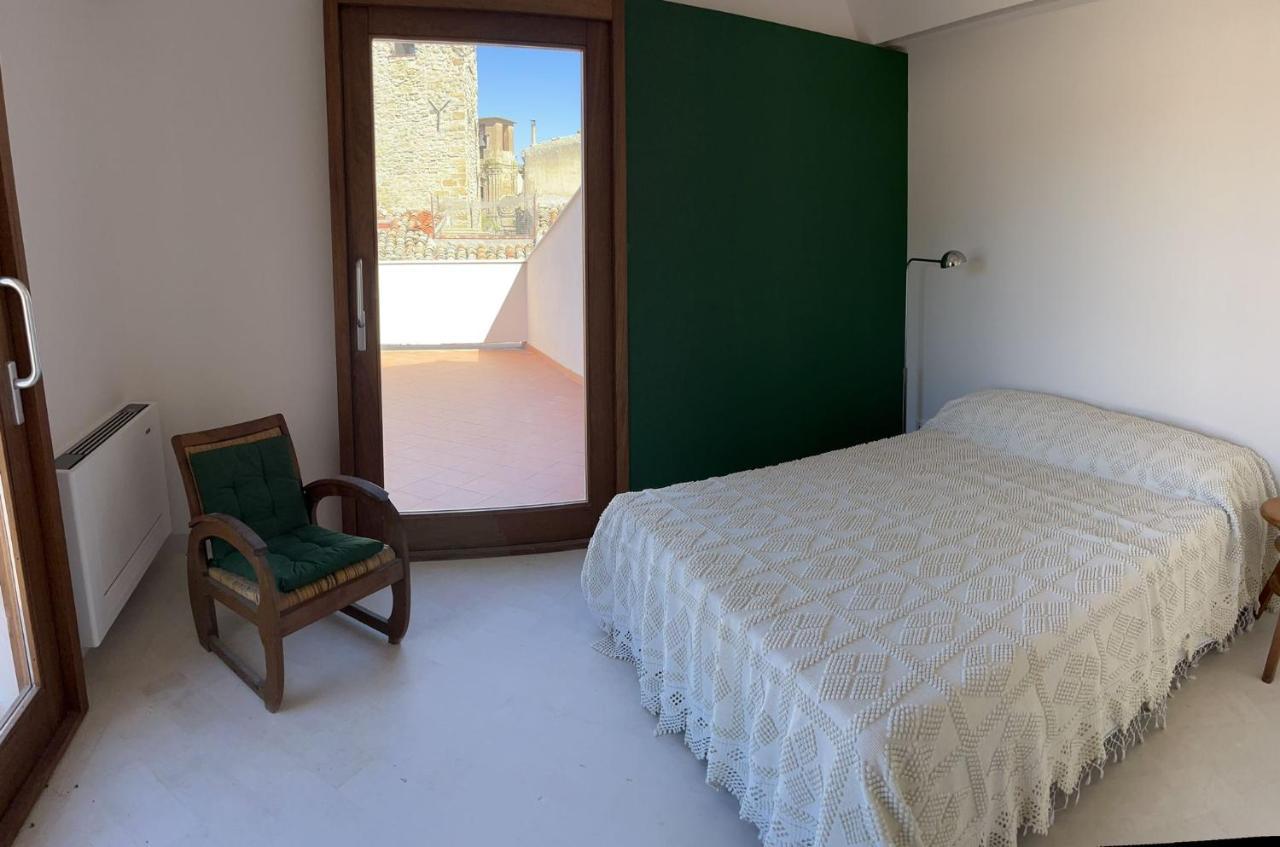 Palazzo Triolo - Dimora Di Charme Bed & Breakfast Корлеоне Екстериор снимка